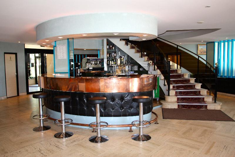 Authentic By Balladins - Rodez / Le Segala Hotel Baraqueville