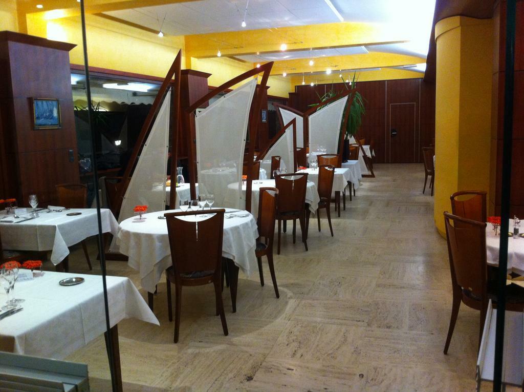 Authentic By Balladins - Rodez / Le Segala Hotel Baraqueville